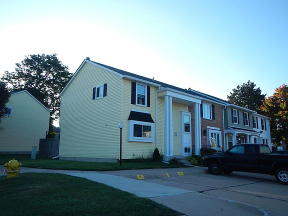3rd image of 37528 Charter Oaks Blvd