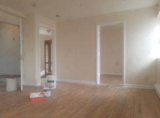 9 Cox Pl #3, Brooklyn, NY 11208