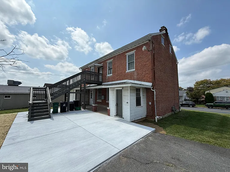 1530 New Holland Rd #LEFT REAR 1ST FLOOR — Photo 29