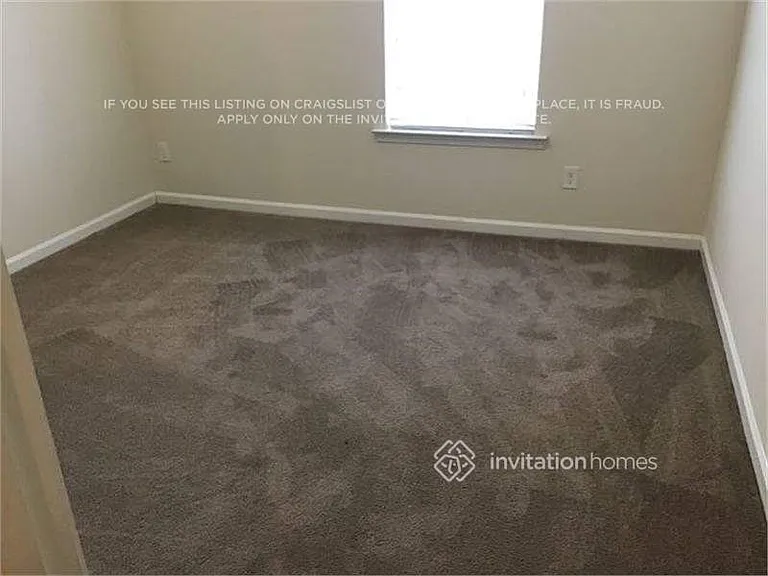 3447 Rosebud Park Dr — Photo 4