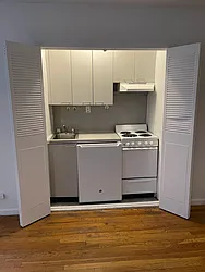 Rented by Eric Goodman Realty Corp