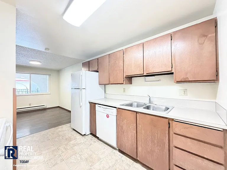DB&D Realty LLC - 6115 — Photo 5