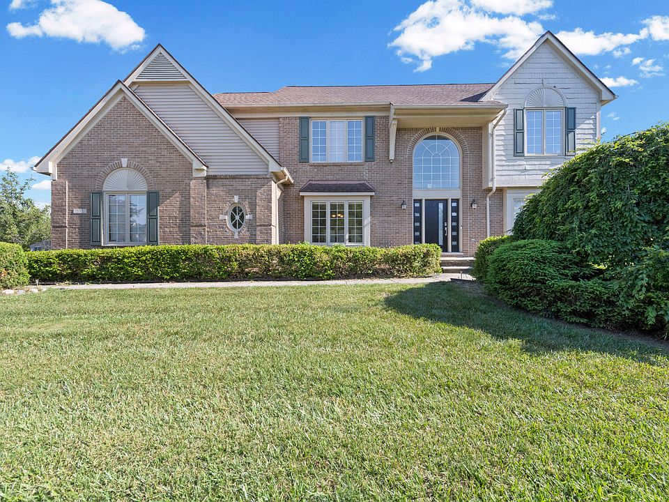1st image of 592 Terrace Ct