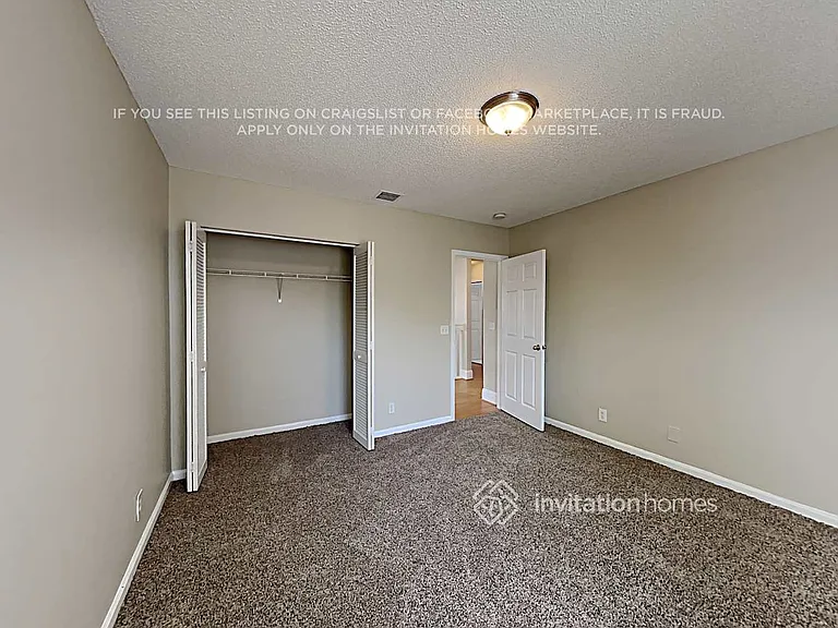 10338 NW 7th St — Photo 9