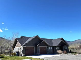 804 11th St, Salmon, ID 83467