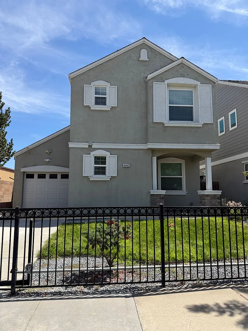 **Modern 3-Bedroom Home with 2-Car Garage & Included Appliances** — Photo 1
