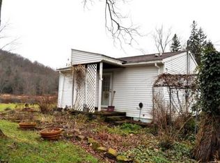 18 Shipmans Eddy, Warren, PA 16365