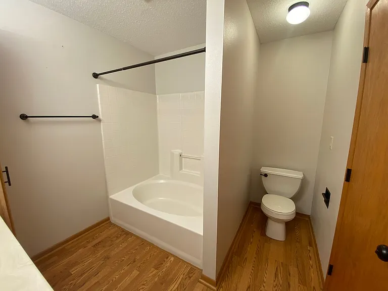2917 Wheatland Dr S — Photo 14