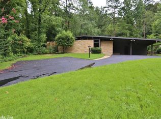4 Ranch Valley Rd, Little Rock, AR 72207