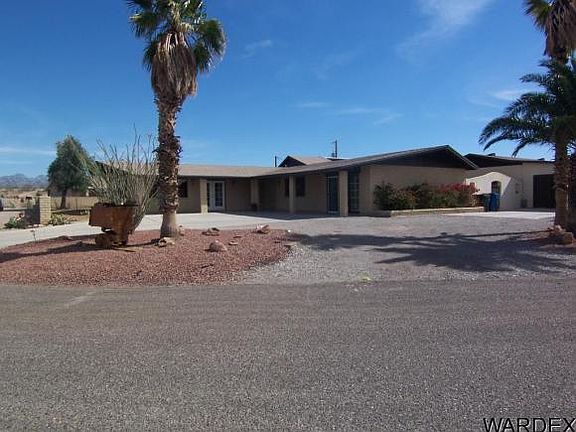 3rd image of 1570 Loma Vista Rd