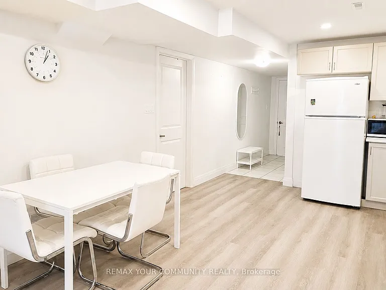 95 Maplegrove Ave #BSM — Photo 9