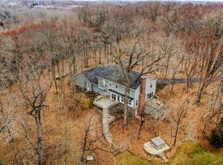 475 Bluebird Cir, Cedarburg, WI 53012