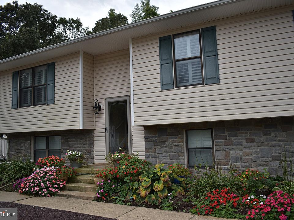 1st image of 45327 Abell Dr