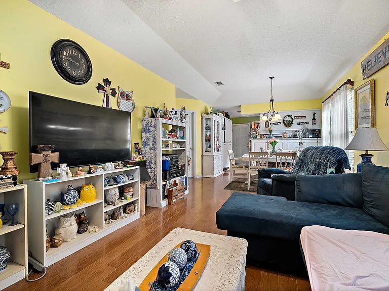 8554 Desert Oak Ct — Photo 18