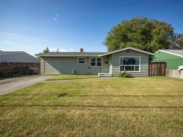 516 W 10th Ave, Kennewick, WA 99336
