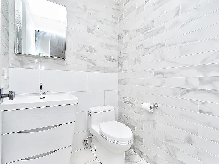 56 Frost St #1F — Photo 8