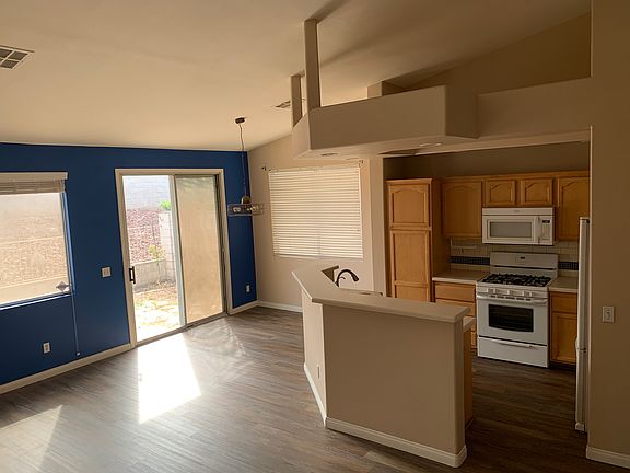 3rd image of 1205 Simms Ave