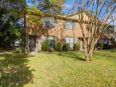 10 Bass Ln APT D, Charleston, SC, 29412