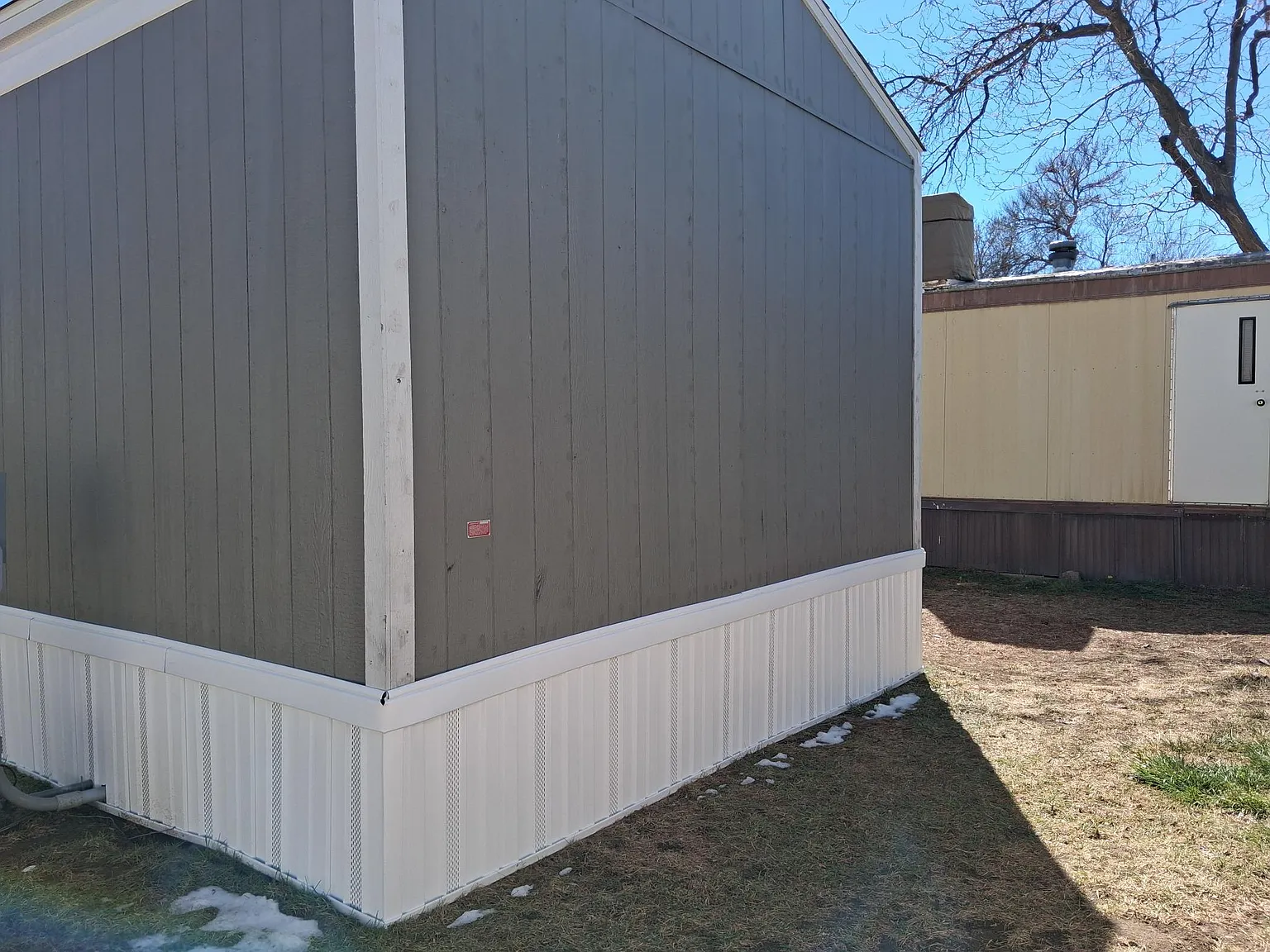 Green Acres — Photo 4
