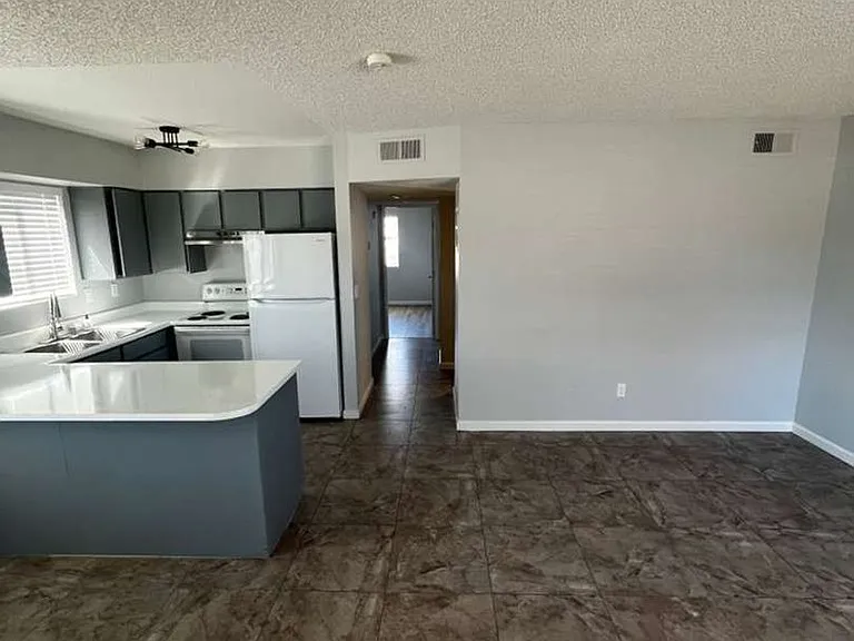 5662 E Lake Mead Blvd — Photo 22