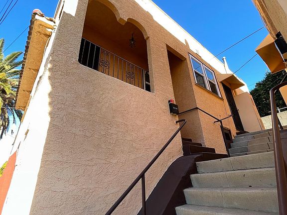 4th image of 1114 N Evergreen Ave #1114