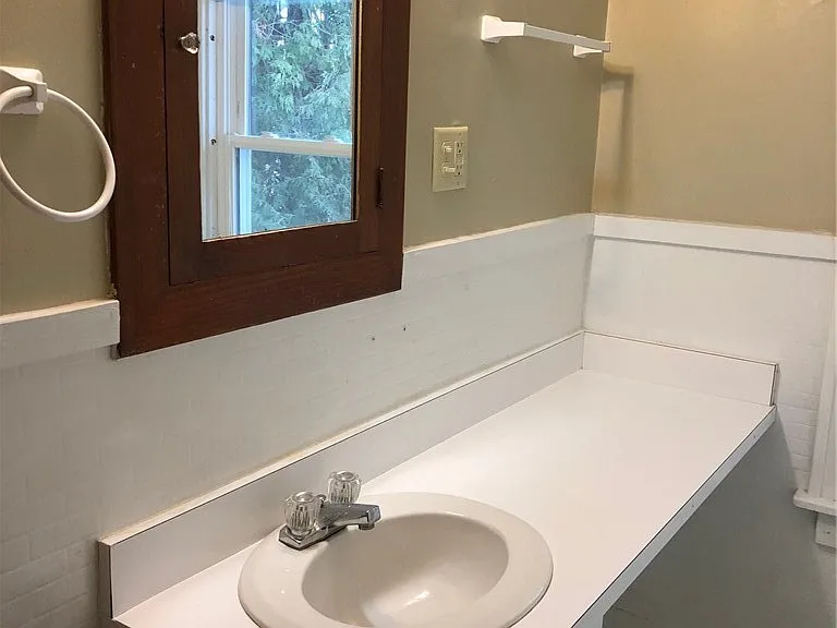 5 Hillside Ave — Photo 13