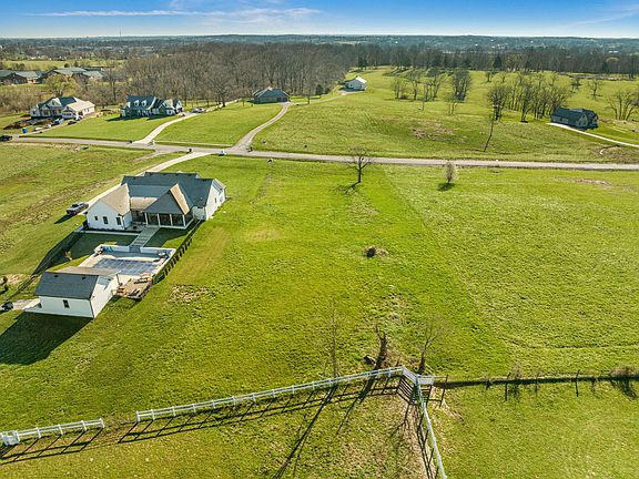 3rd image of 1038 Cordy Ln