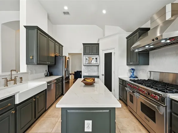 4537 Brenda Dr, Flower Mound, TX 75022