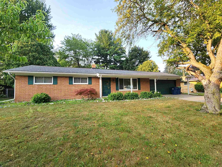 5 Valentine Ct — Photo 2