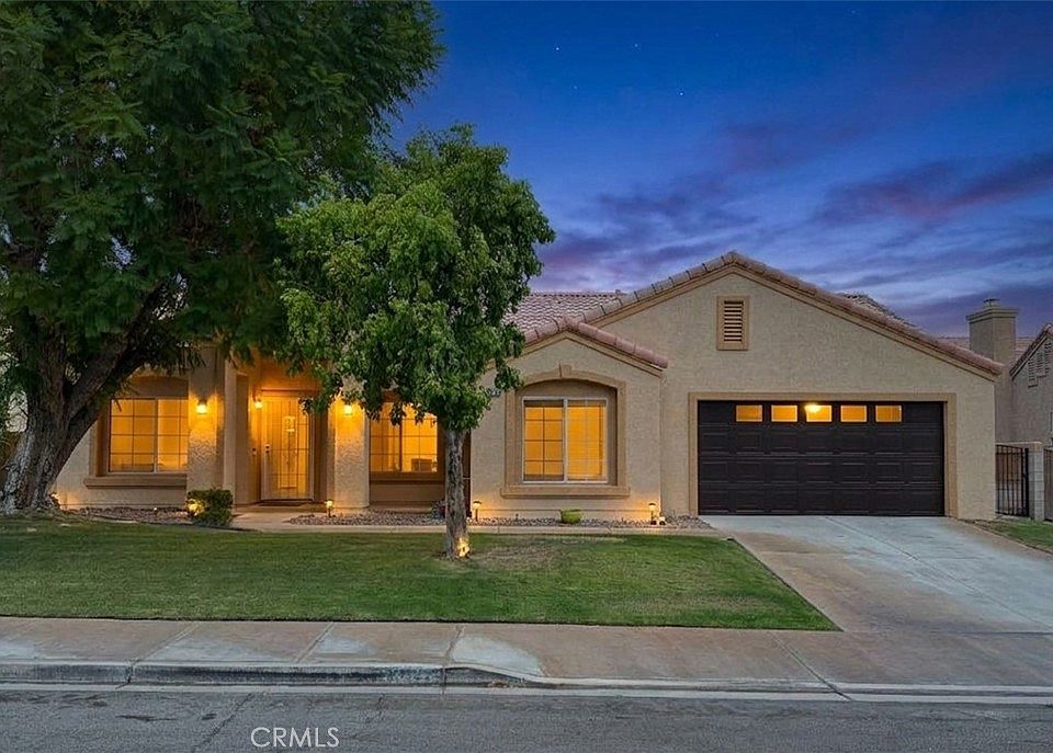 1st image of 45120 Desert Fox Dr