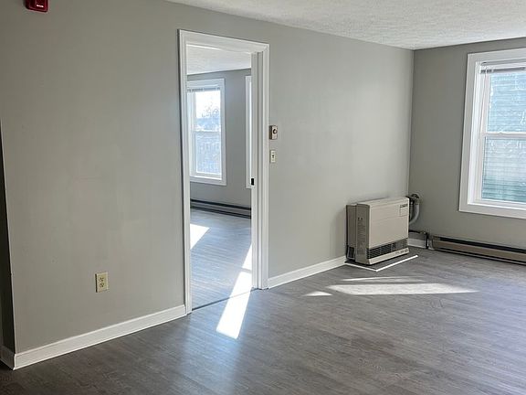 3rd image of 13-17 Washington St #303