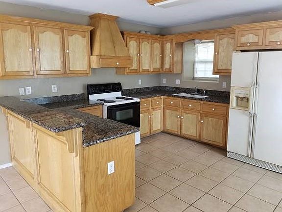 2nd image of 1602 W Portales Dr APT 1