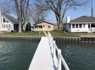 4040 S Channel Dr, Harsens Island, MI 48028