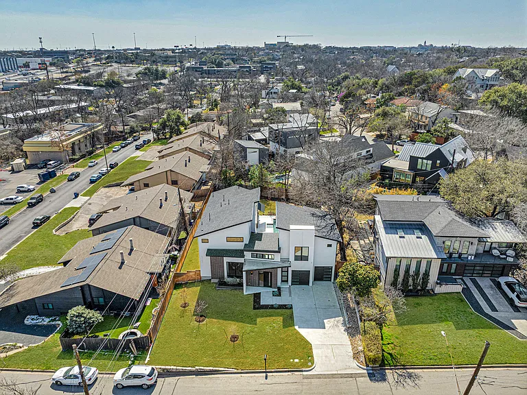 1119 Fairmount Ave — Photo 40