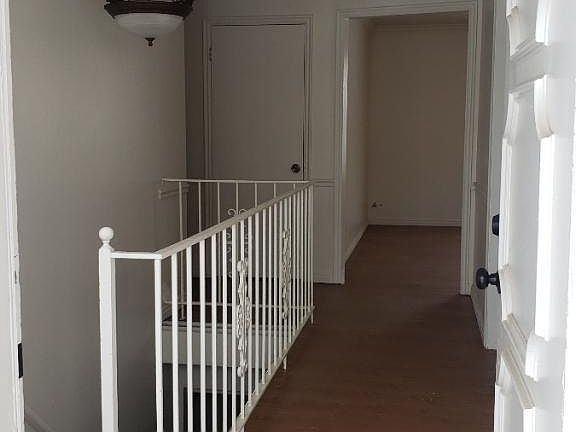 Front Entry Foyer