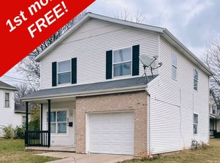 1070 S Yellow Springs St, Springfield, OH 45506