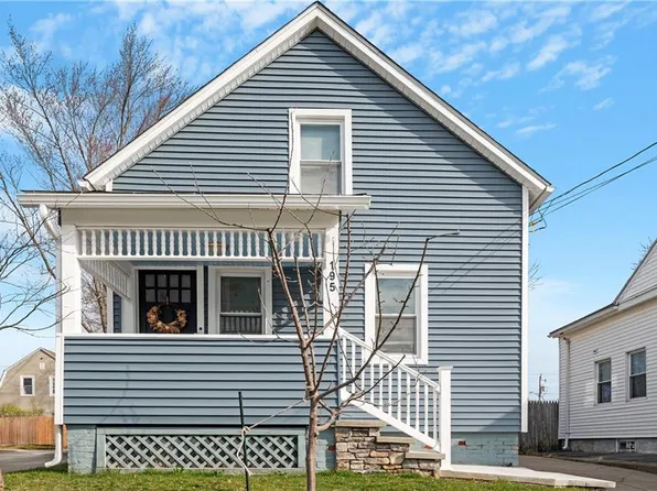195 Bay View Ave, Cranston, RI 02905