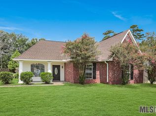30967 Summer Breeze Dr, Denham Springs, LA 70726