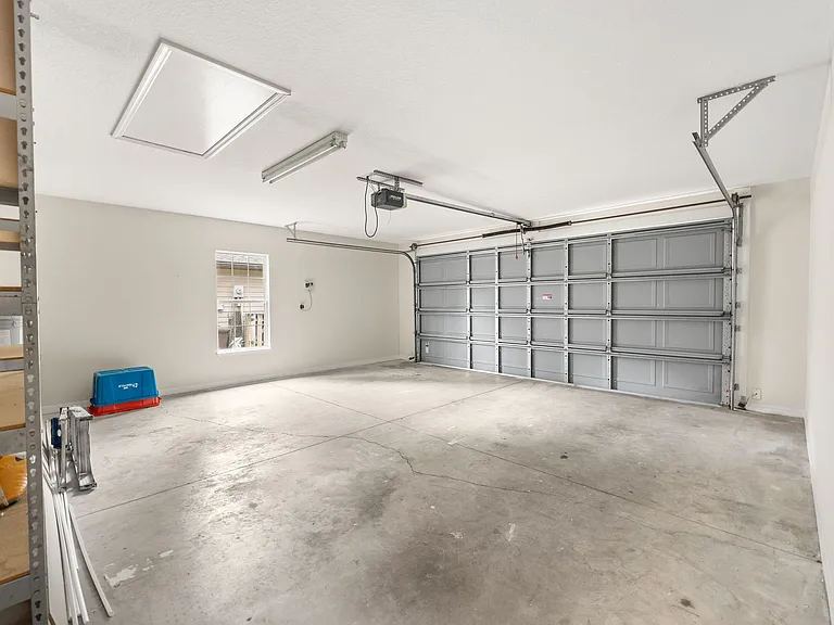 6905 SW 85th Ter — Photo 14