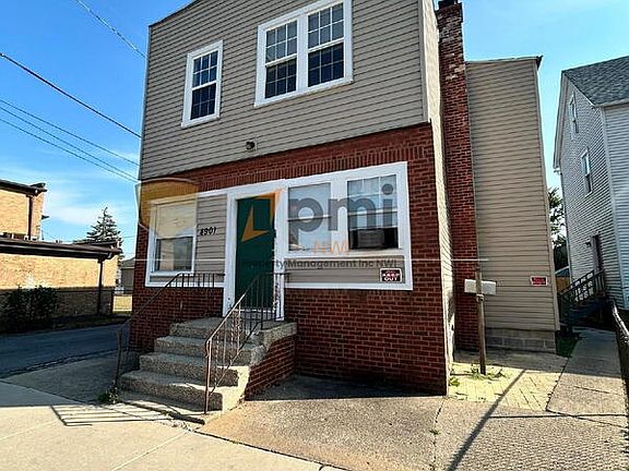 3rd image of 4901 Walsh St #3