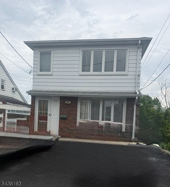 1st image of 72 Morrell Pl