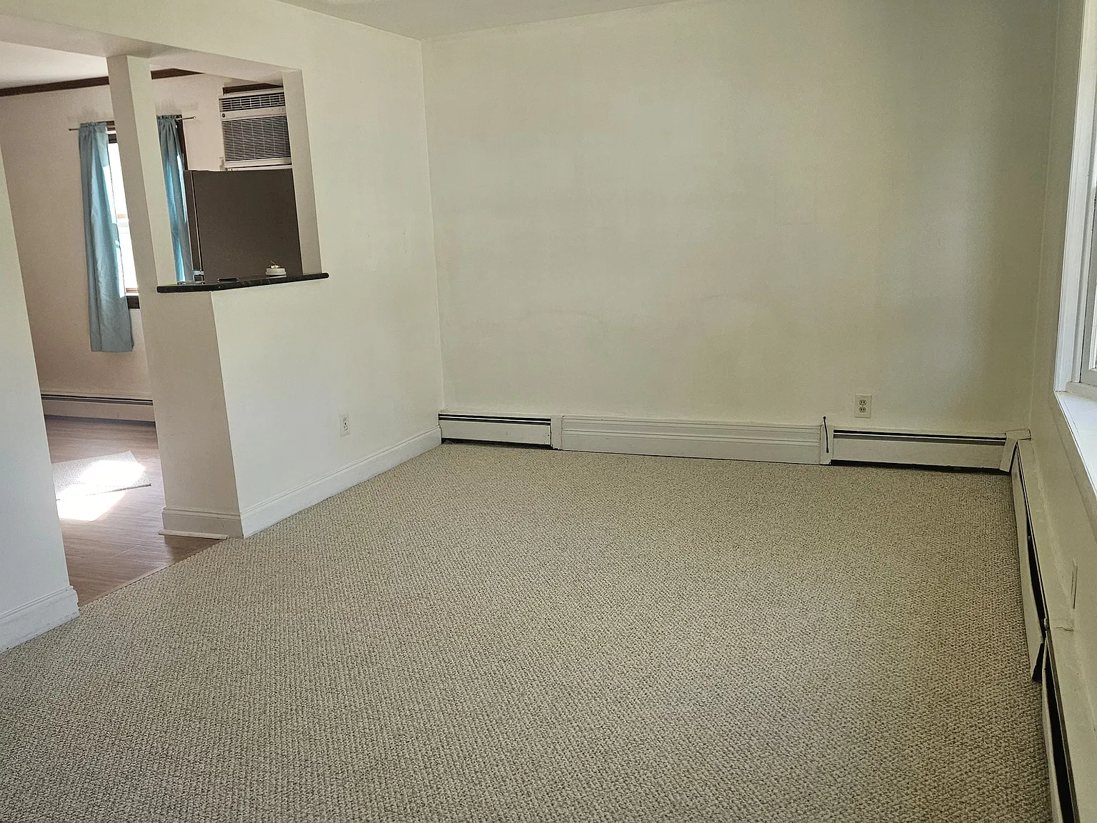 3 bed, 1120 sqft, $2,250 — Photo 4