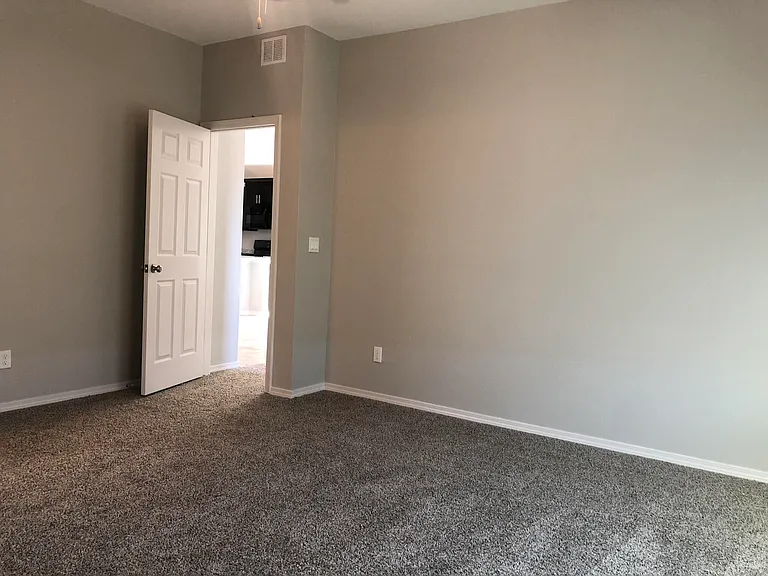 825 Whitebrush Dr — Photo 24