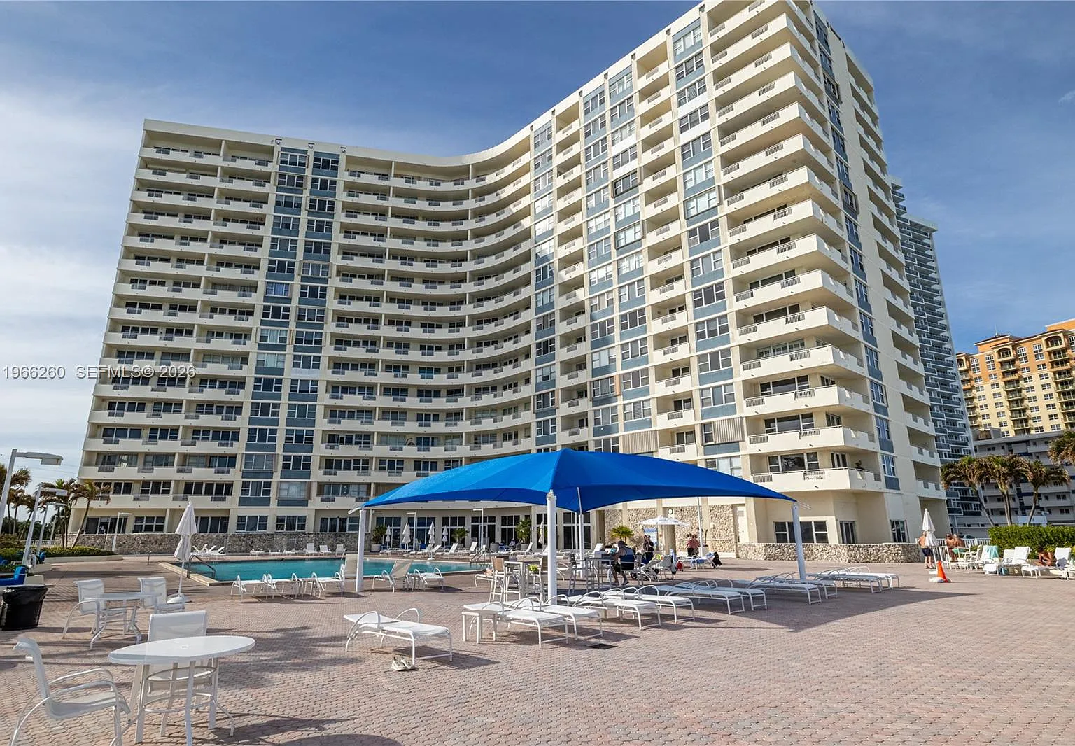 Parker Dorado Condo — Photo 2