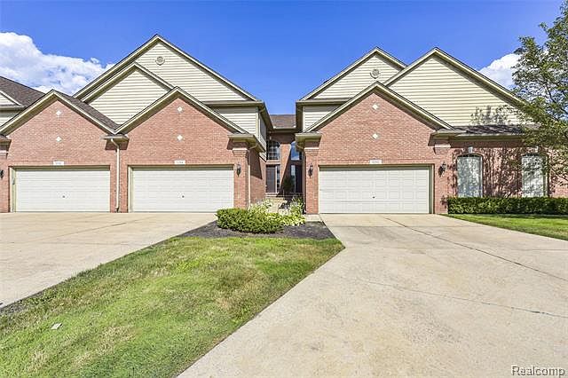 1st image of 1054 Lorenzo Ct
