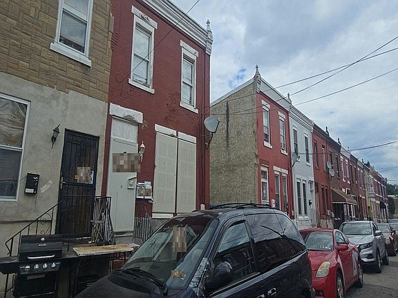 3rd image of 1939 Fontain St
