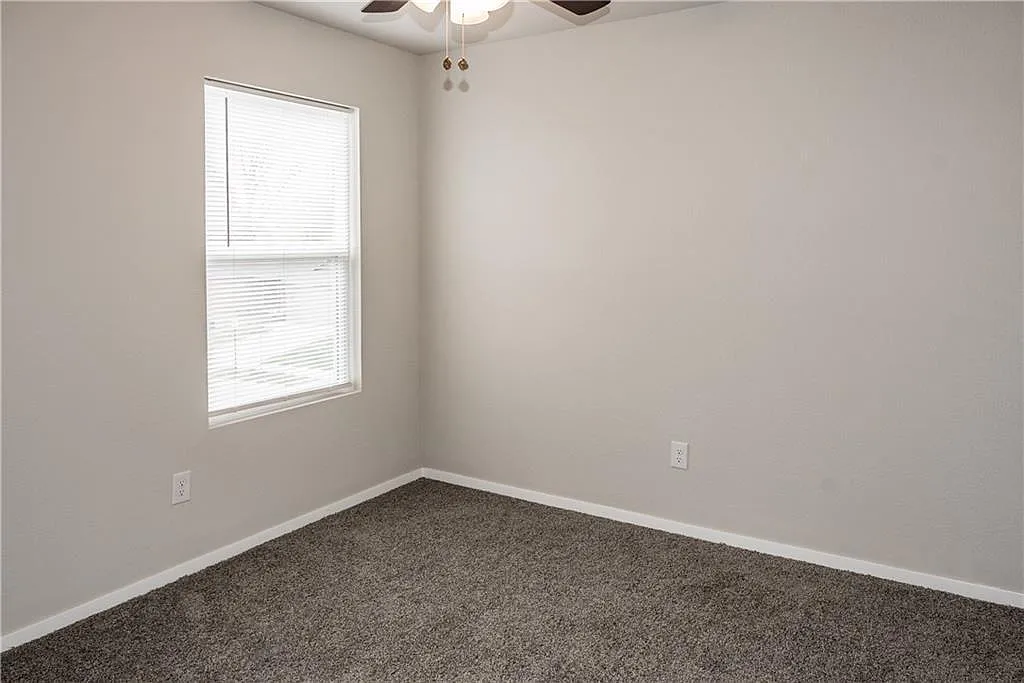 425 Mayflower Avenue - 1 — Photo 2