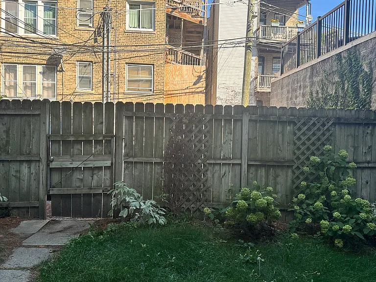 822 W George St #1 — Photo 6
