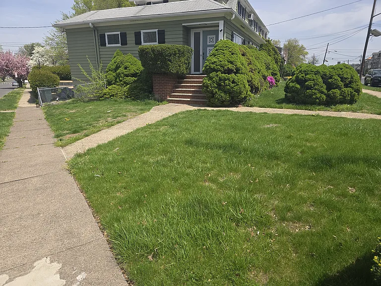 736 Westfield Ave #2 — Photo 1