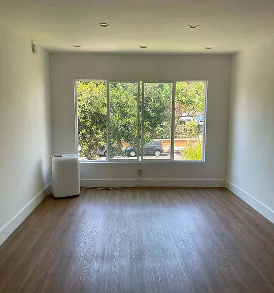 5310 Loma Linda Ave #10 — Photo 3